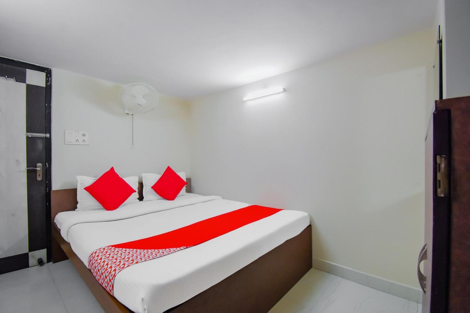 Hotel O Lindsay Inn Guest House Calcutta Calcutta Bara Bazar Eksteriør billede